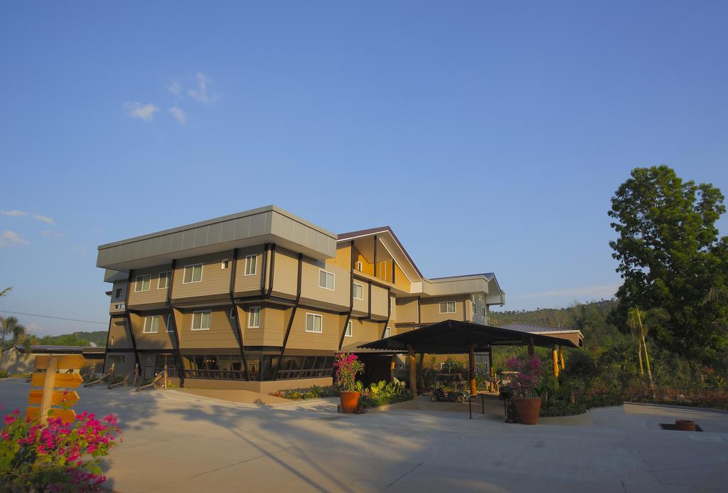 Green Canyon Leisure Farms Clark Field Esterno foto