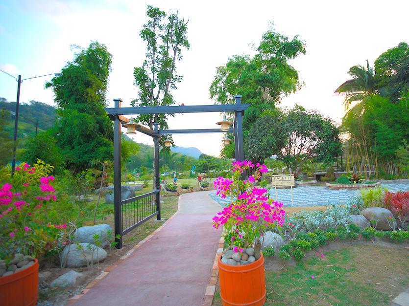 Green Canyon Leisure Farms Clark Field Esterno foto